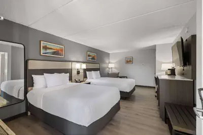 Photo 2 - La Quinta Inn by Wyndham Stockton