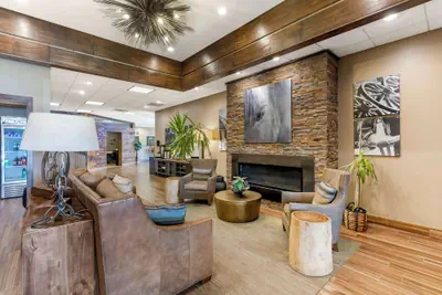 Photo 3 - Best Western CottonTree Inn