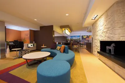 Photo 2 - Fairfield Inn & Suites by Marriott Burlington
