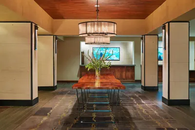 Photo 3 - DoubleTree by Hilton San Antonio Airport