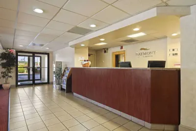 Photo 3 - Baymont by Wyndham Macon I-75