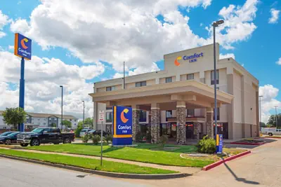 Photo 2 - Comfort Inn Wichita Falls North