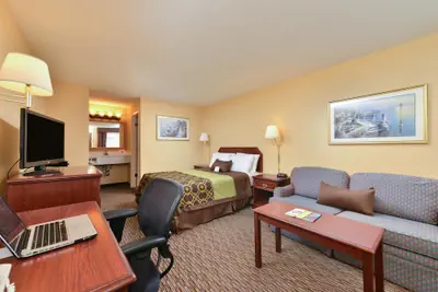 Photo 3 - Americas Best Value Inn San Jose Convention Center