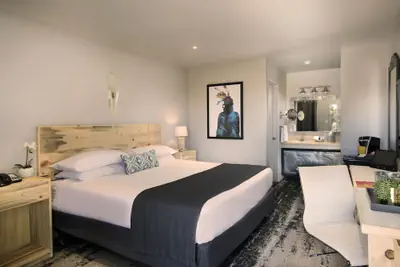Photo 2 - The Sage Hotel