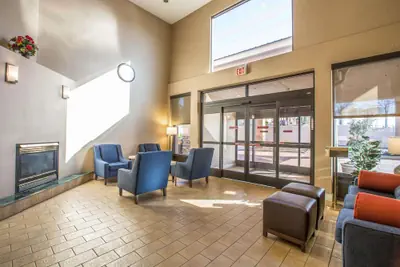 Photo 5 - Quality Suites Morristown West