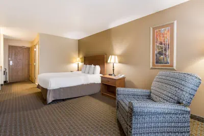 Photo 4 - Best Western Empire Towers