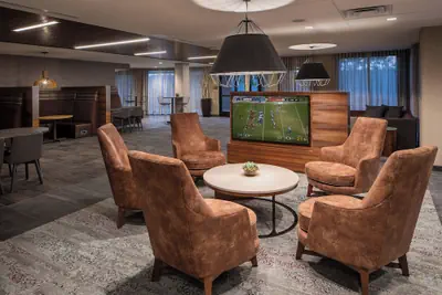 Photo 2 - Courtyard by Marriott Cincinnati Airport South/Florence