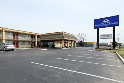Photo 2 - Americas Best Value Inn & Suites Greenville