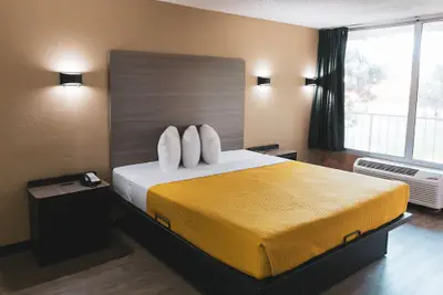 Photo 5 - Express Inn & Suites