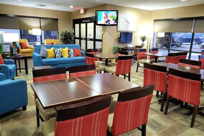 Photo 3 - Comfort Inn, Erie - Near Presque Isle