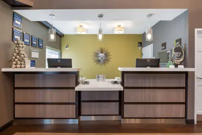 Photo 2 - Best Western Hilliard Inn & Suites