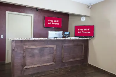 Photo 3 - Red Roof Inn Chipley