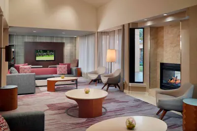 Photo 4 - Sonesta Select Atlanta Airport North