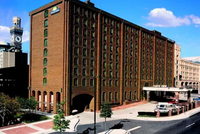 Photo 2 - Days Inn by Wyndham Baltimore Inner Harbor