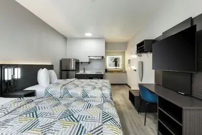 Photo 2 - Studio 6 Suites Jacksonville, NC