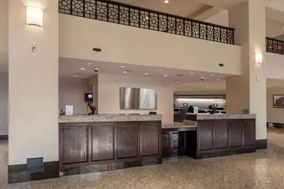 Photo 4 - Drury Plaza Hotel Broadview - Wichita