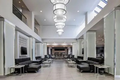 Photo 4 - Dallas/Addison Marriott Quorum by the Galleria