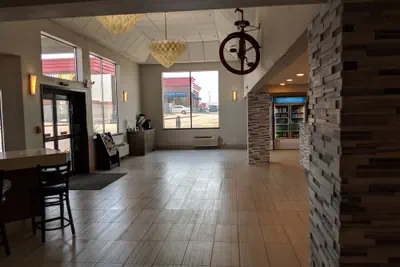 Photo 3 - Hotel 28 Boise Airport, an Ascend Collection Hotel