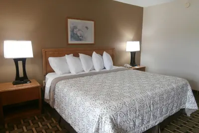 Photo 4 - Americas Best Value Inn Blue Ridge