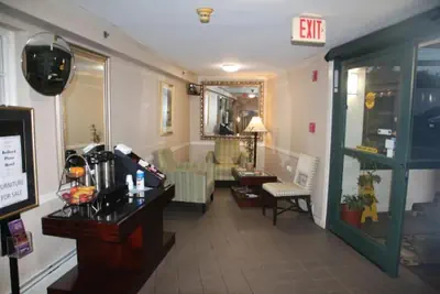 Photo 2 - Bedford Plaza Hotel - Boston