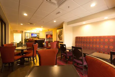 Photo 5 - Hampton Inn Columbus-South