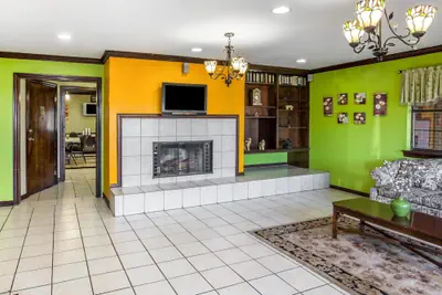 Photo 5 - Rodeway Inn & Suites Smyrna - Nashville Area
