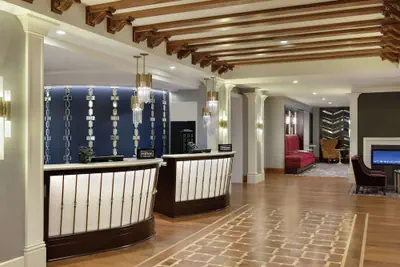 Photo 3 - Hilton Checkers Los Angeles