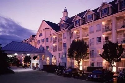 Photo 2 - Hotel Grand Victorian