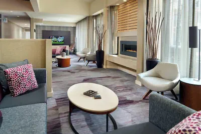 Photo 3 - Courtyard by Marriott Raleigh Midtown