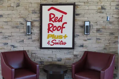 Photo 4 - Red Roof Inn PLUS+ & Suites Erie