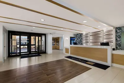 Photo 4 - Sonesta ES Suites Orlando - International Drive