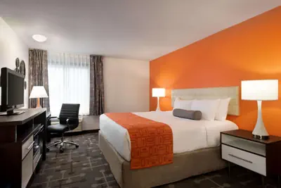 Photo 2 - Howard Johnson by Wyndham Appleton