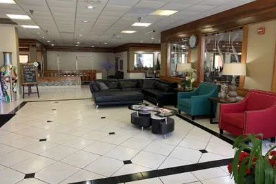 Photo 5 - Quality Inn & Suites Pensacola Bayview