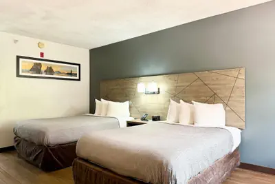 Photo 5 - Quality Inn & Suites Greenville I-65