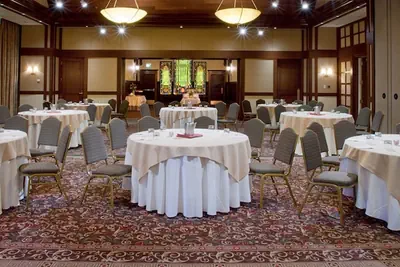 Photo 3 - Beechwood Hotel
