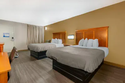 Photo 5 - Quality Inn Lumberton North