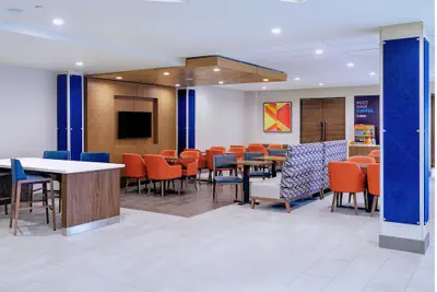 Photo 3 - Holiday Inn Express La Mesa Near SDSU by IHG