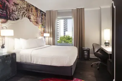 Photo 5 - Hotel Indigo Atlanta Midtown by IHG