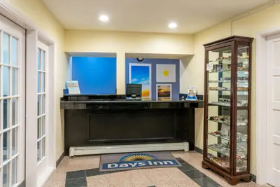 Photo 3 - Days Inn by Wyndham Grants