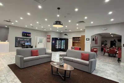 Photo 3 - Days Inn by Wyndham Kenner/New Orleans Airport South
