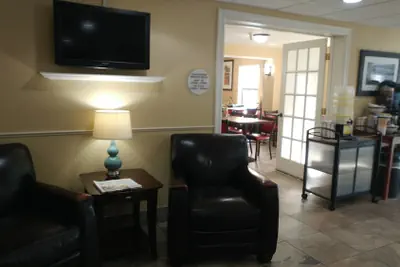 Photo 4 - Comfort Inn South Portland Airport