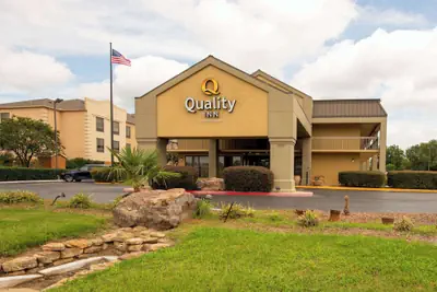 Photo 2 - Quality Inn Monroe