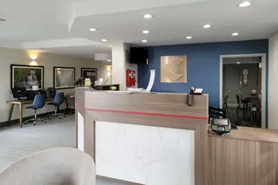 Photo 5 - Comfort Inn & Suites Wyomissing/Reading