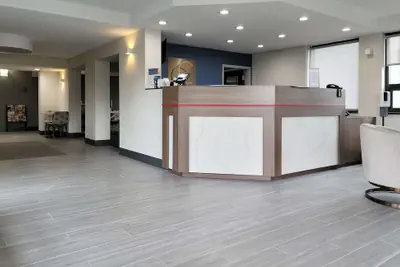 Photo 4 - Comfort Inn & Suites Wyomissing/Reading