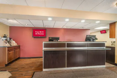 Photo 5 - Red Roof Inn Virginia Beach
