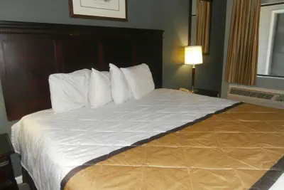 Photo 2 - Americas Best Value Inn Athens, GA
