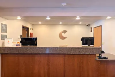 Photo 3 - Comfort Inn Iron Mountain North