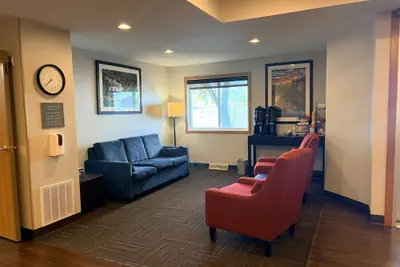 Photo 4 - Comfort Inn Iron Mountain North