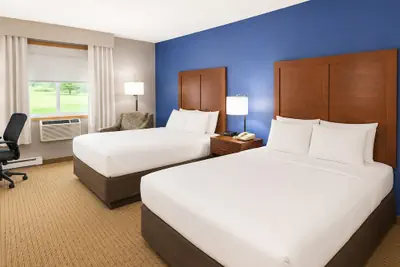 Photo 2 - Comfort Inn Iron Mountain North