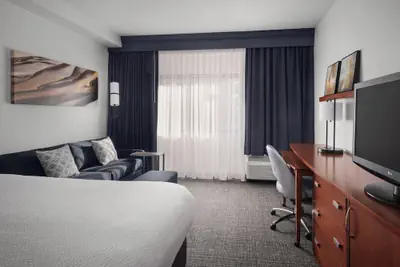 Photo 5 - Courtyard by Marriott Rockville